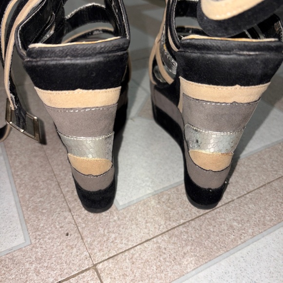 Wedges - Picture 8 of 9